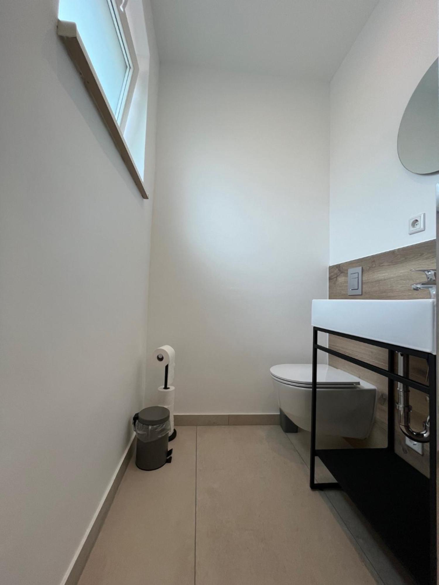 Remise 23A - 2Schlafzimmer Unterkunft Fuer 4-Koepfige Familie Schönefeld Eksteriør billede