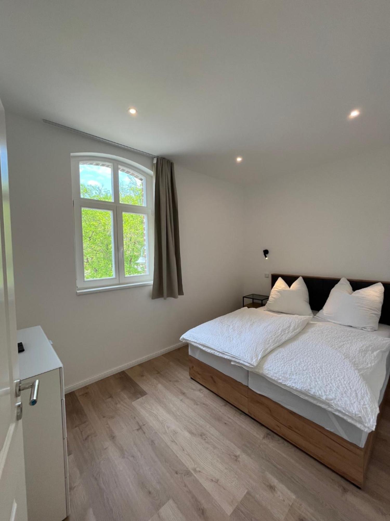 Remise 23A - 2Schlafzimmer Unterkunft Fuer 4-Koepfige Familie Schönefeld Eksteriør billede
