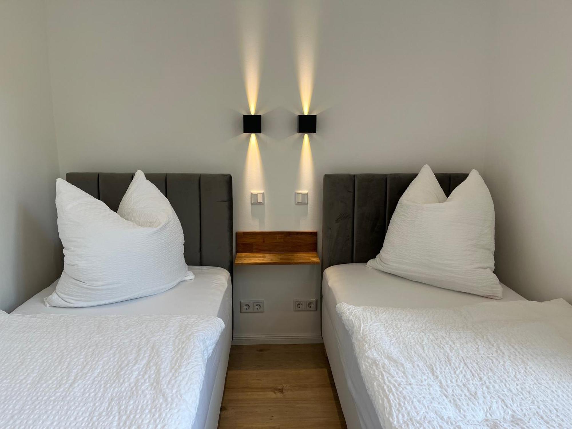Remise 23A - 2Schlafzimmer Unterkunft Fuer 4-Koepfige Familie Schönefeld Eksteriør billede